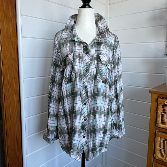 Love & Legend Tops - Love & Legend Plaid Long-Sleeve, button down shirt, Size 16, EUC